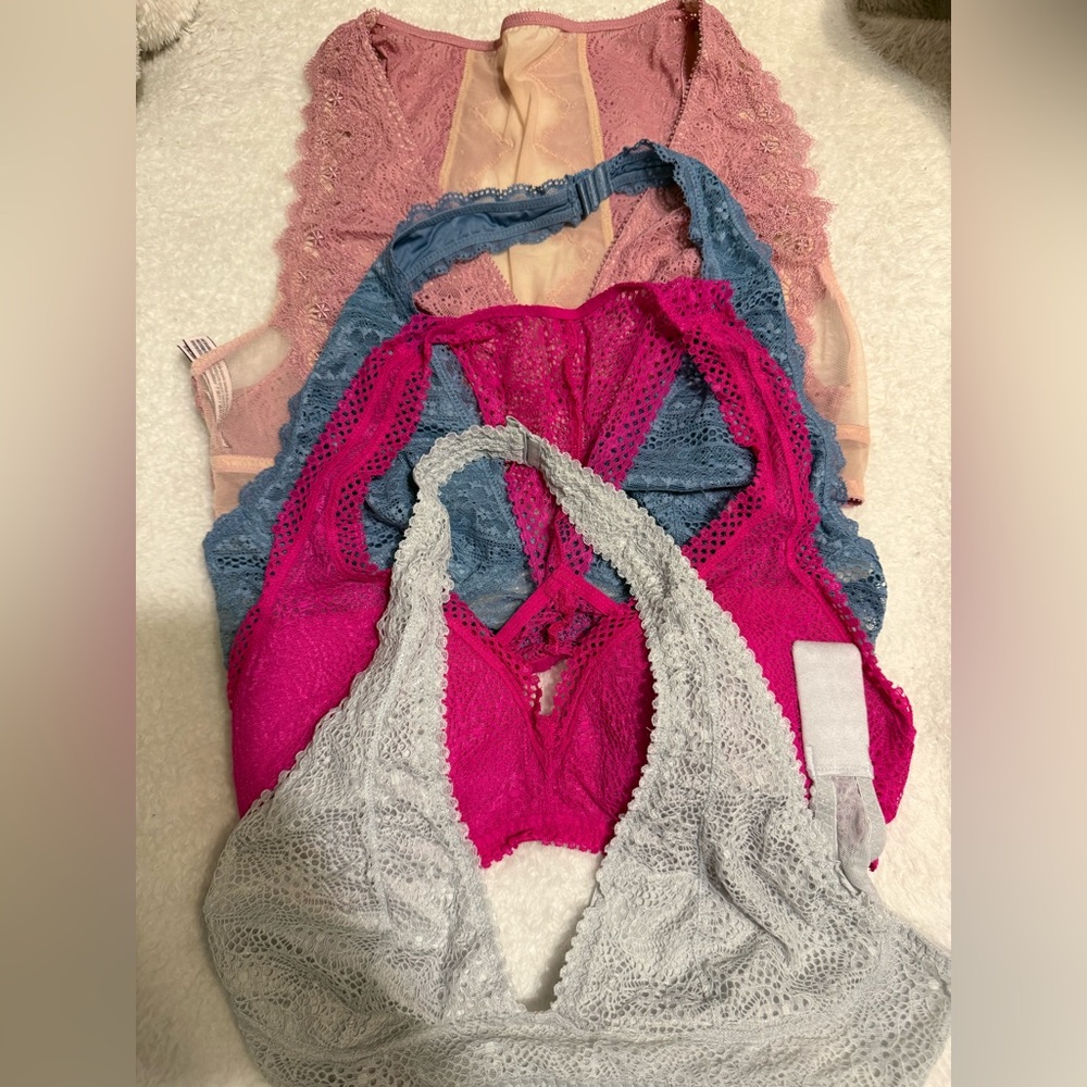 Victoria Secret Bra Lot of 4
